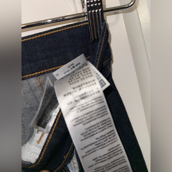 Levi's Denim Button-Front Pencil Skirt - Picture 12 of 12